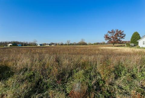 3910 Kochville, Saginaw, MI 48604