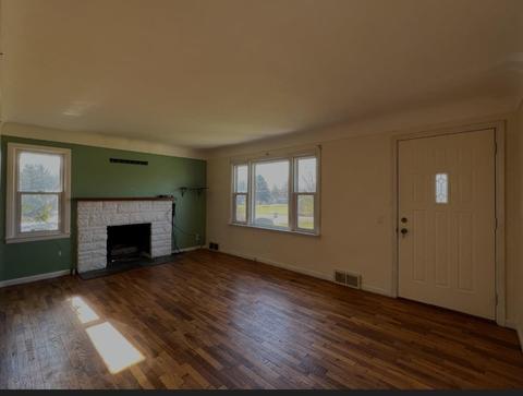 4280 Webster, Flushing, MI 48433 photo 2