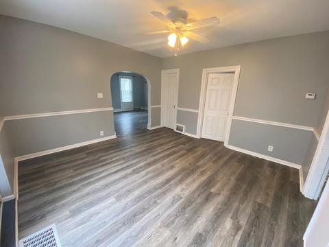 648 Pine St, Owosso, MI 48867 photo 10