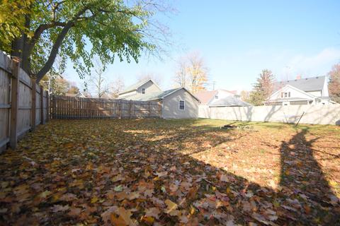 648 Pine St, Owosso, MI 48867 photo 4