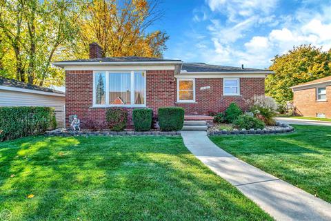 16320 Aurora, Eastpointe, MI 48021 photo 3