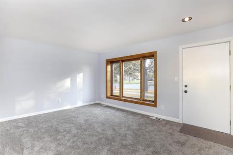 700 S Antler, Gladwin, MI 48624 photo 4