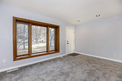700 S Antler, Gladwin, MI 48624 photo 3