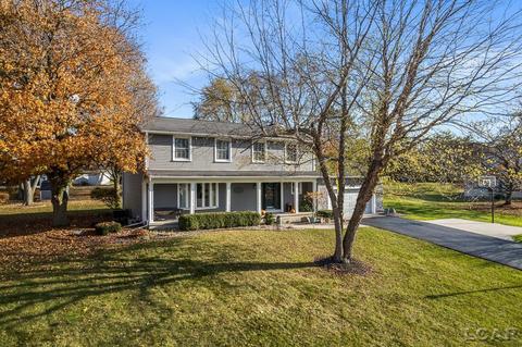 520 Meadowbrook Dr, Adrian, MI 49221 photo 2