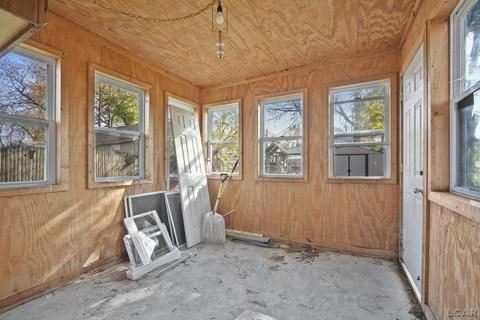 810 E Church St, Adrian, MI 49221 photo 20