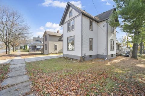 810 E Church St, Adrian, MI 49221 photo 4