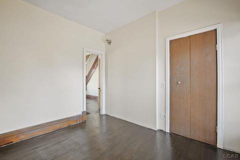 810 E Church St, Adrian, MI 49221 photo 11