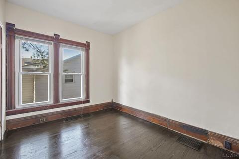 810 E Church St, Adrian, MI 49221 photo 10