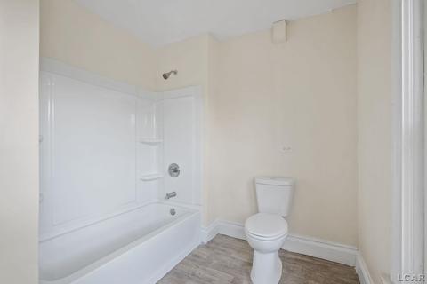 810 E Church St, Adrian, MI 49221 photo 27