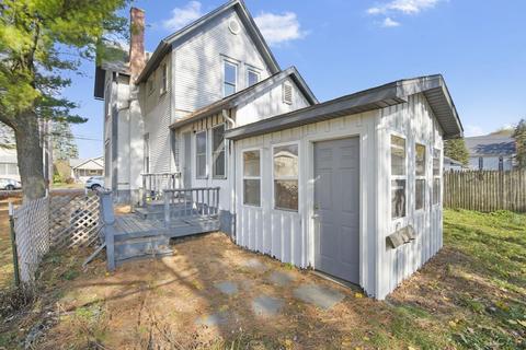 810 E Church St, Adrian, MI 49221 photo 35
