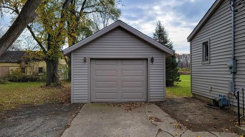 1205 W Carleton, Adrian, MI 49221 photo 3