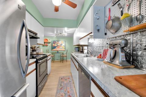 22013 Shorepointe, Saint Clair Shores, MI 48080 photo 11
