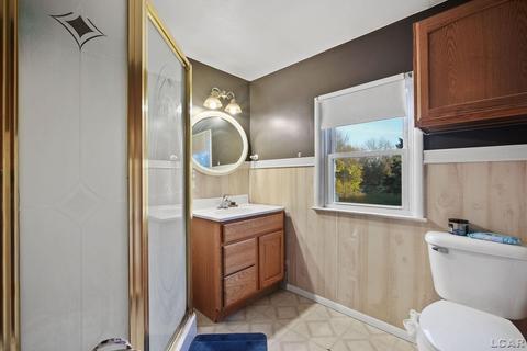 533 S Madison, Adrian, MI 49221 photo 12