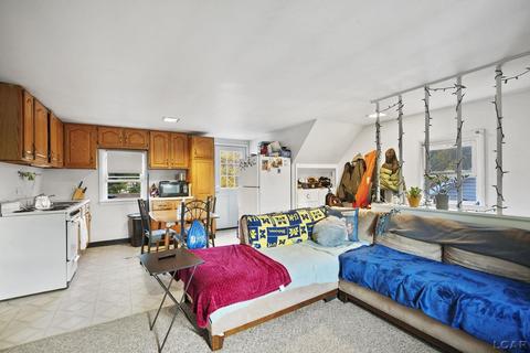 533 S Madison, Adrian, MI 49221 photo 8