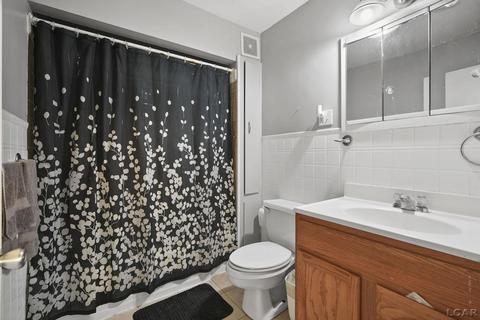 533 S Madison, Adrian, MI 49221 photo 22