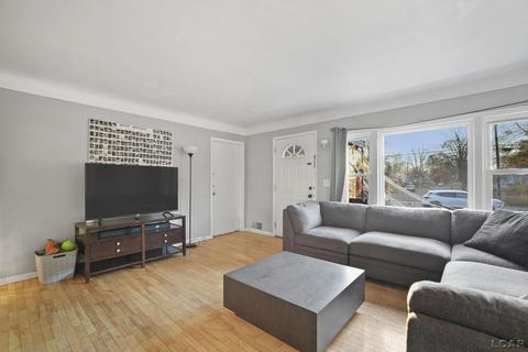 533 S Madison, Adrian, MI 49221 photo 17