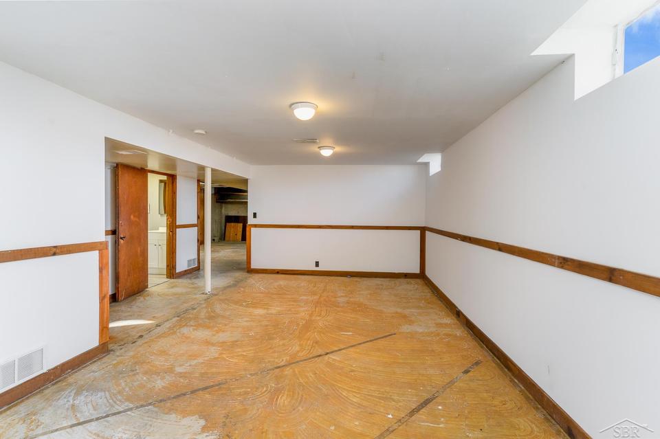 308 Wilson Dr, Midland, MI 48642 photo 20