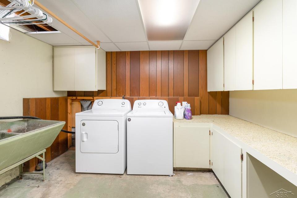  308 Wilson Dr, Midland, MI 48642 photo 15