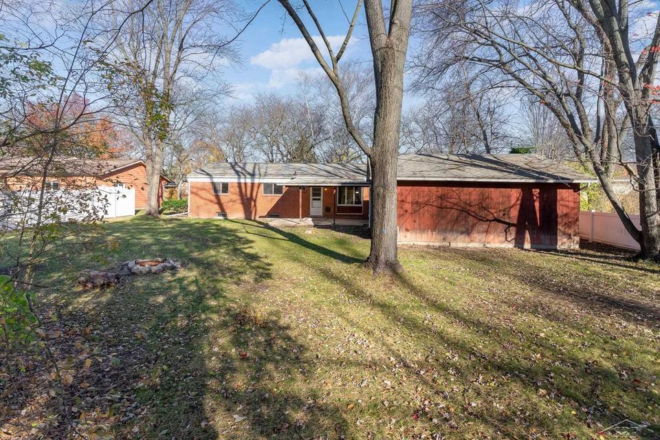  308 Wilson Dr, Midland, MI 48642 photo 25
