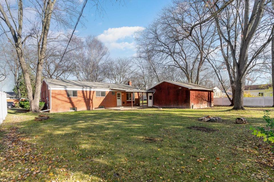 308 Wilson Dr, Midland, MI 48642 photo 24