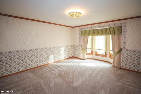 46143 Jackson Dr, Macomb, MI 48044 photo 18