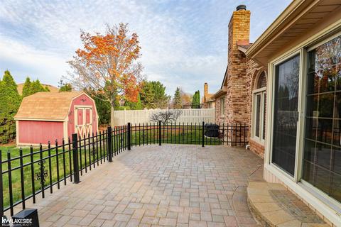 46143 Jackson Dr, Macomb, MI 48044 photo 27