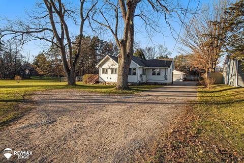 9441 E Coldwater, Davison, MI 48423 photo 1