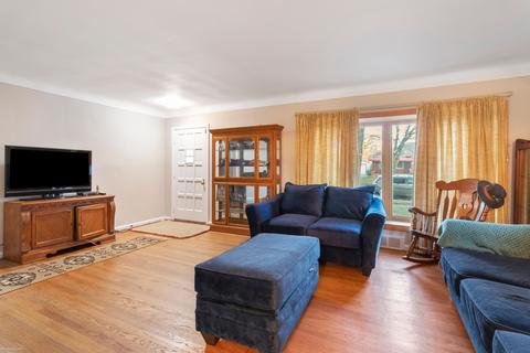 21307 Behrendt, Warren, MI 48091 photo 6