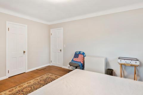 21307 Behrendt, Warren, MI 48091 photo 18