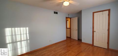 820 Meadow Dr, Davison, MI 48423 photo 13