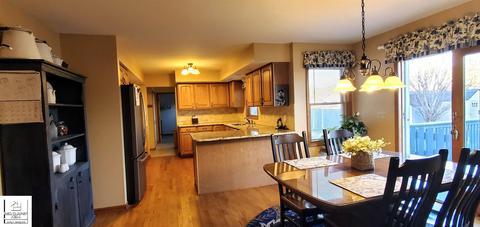 820 Meadow Dr, Davison, MI 48423 photo 5