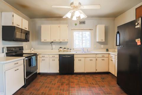 13582 Sullivan Rd, Capac, MI 48014 photo 14