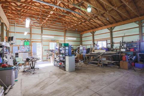 13582 Sullivan Rd, Capac, MI 48014 photo 32