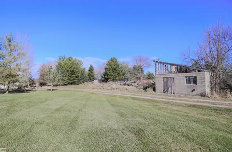 13582 Sullivan Rd, Capac, MI 48014 photo 28