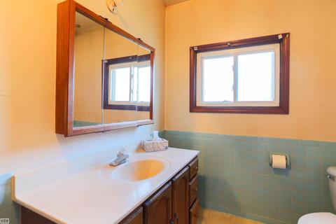13582 Sullivan Rd, Capac, MI 48014 photo 11