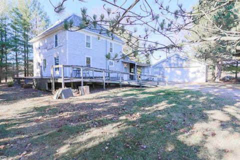 13582 Sullivan Rd, Capac, MI 48014 photo 2