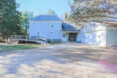 13582 Sullivan Rd, Capac, MI 48014 photo 4