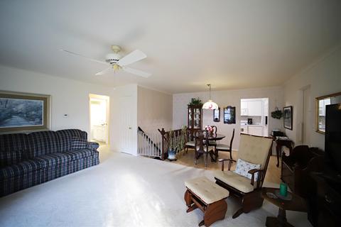 3035 Pinegate Dr, Flushing, MI 48433 photo 3