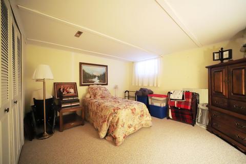 3035 Pinegate Dr, Flushing, MI 48433 photo 18