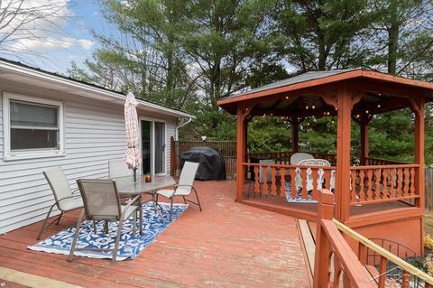 304 E 8th, Pinconning, MI 48650 photo 33