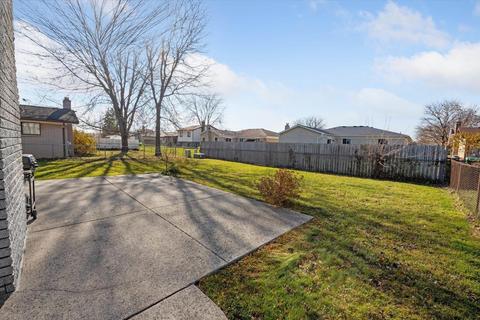38357 Pinebrook Dr, Sterling Heights, MI 48310 photo 35