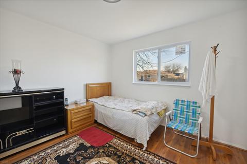 38357 Pinebrook Dr, Sterling Heights, MI 48310 photo 19