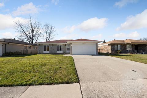 38357 Pinebrook Dr, Sterling Heights, MI 48310 photo 3