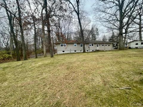 504 2nd St, Addison, MI 49220 photo 2