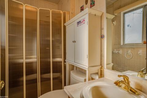 24146 Darwin, Macomb, MI 48042 photo 6