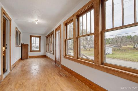 1925 E Seventh Ave, Norway, MI 49870 photo 6