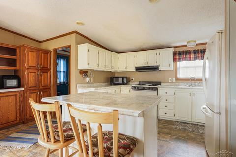 1634 Mannsiding, Harrison, MI 48625 photo 9