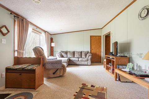 1634 Mannsiding, Harrison, MI 48625 photo 2