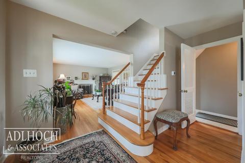 623 Barrington, Grosse Pointe Park, MI 48230 photo 3