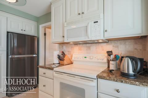 623 Barrington, Grosse Pointe Park, MI 48230 photo 11